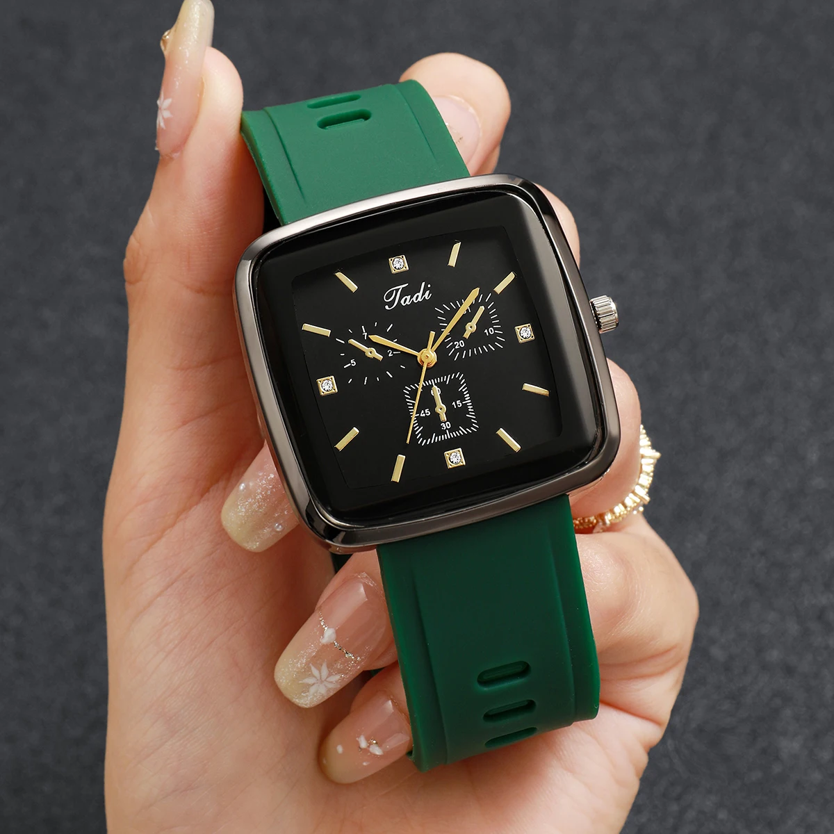 Jam Tangan Kuarsa Wanita denga - Silicone Band Women ulasan dan harga
